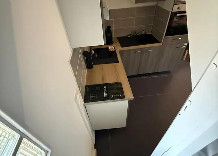 Coeur De - Familial - Parking Gratuit - Wifi Апартаменты